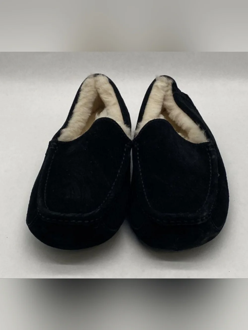 UGG Ascot Black Moccasin Suede Slippers Men's Size 8 NWOT MSRP $119.95